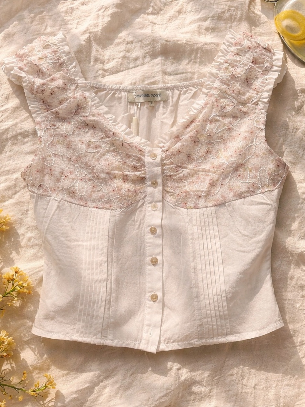 Rosie Posie White Embroidered Crop Button-Front Top women’s size large nwt - Picture 7 of 7